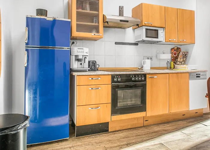 Διαμέρισμα Comfortable 2br Near Millennium Tower Ideal For Long