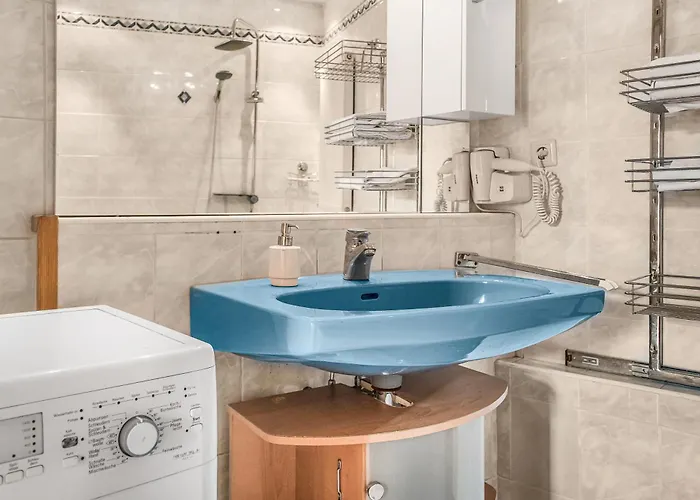 Comfortable 2br Near Millennium Tower Ideal For Long Διαμέρισμα